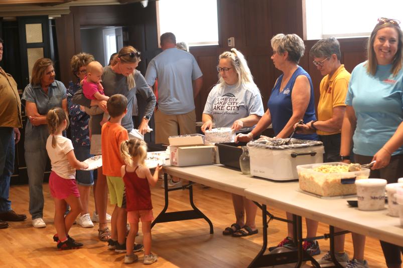 Calhoun County Phoenix - Staff Photo - Create Article