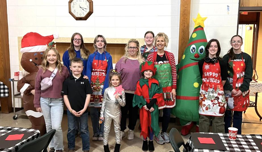 Calhoun County Phoenix - Staff Photo - Create Article