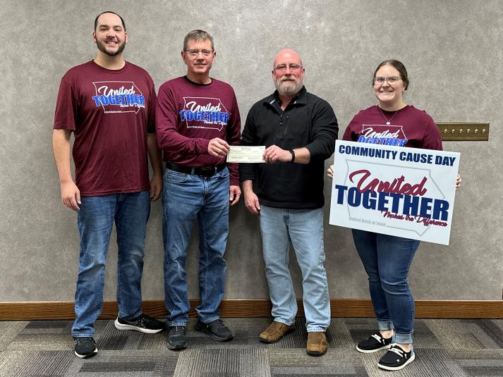 Calhoun County Phoenix - Staff Photo - Create Article