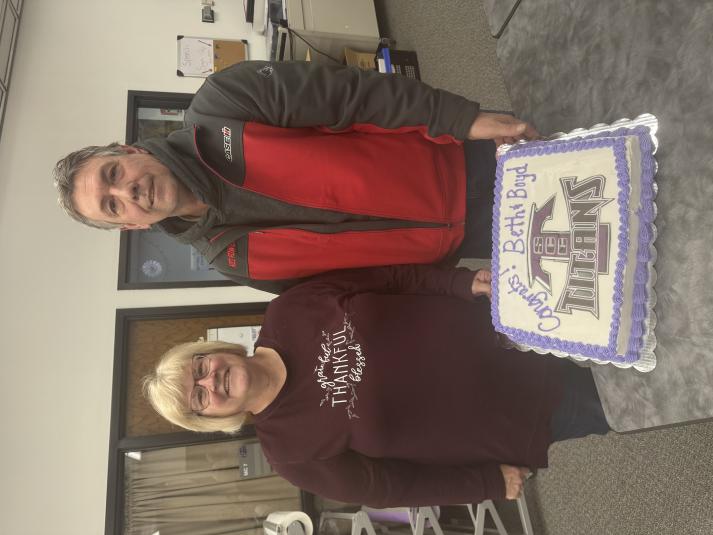 Calhoun County Phoenix - Staff Photo - Create Article