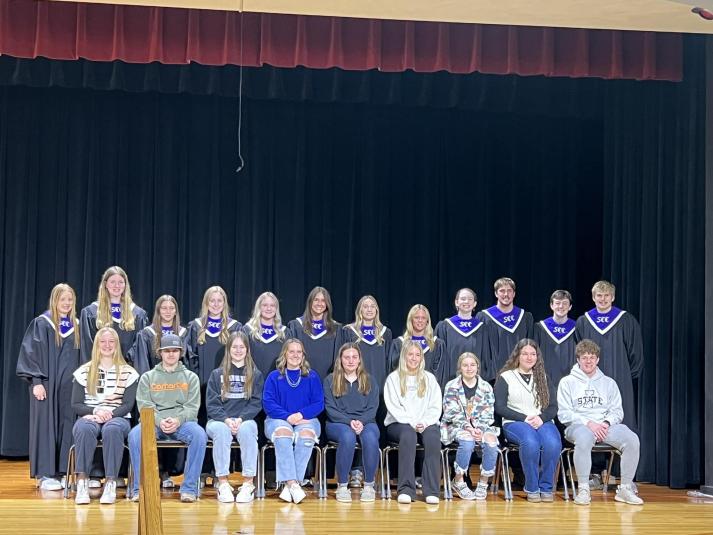 Calhoun County Phoenix - Staff Photo - Create Article