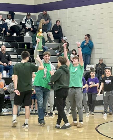 Calhoun County Phoenix - Staff Photo - Create Article